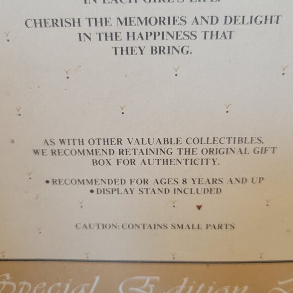 Treasured Memories 12" Porcelain Doll 1991 Special Edition ACM in Original Box - Picture 9 of 16